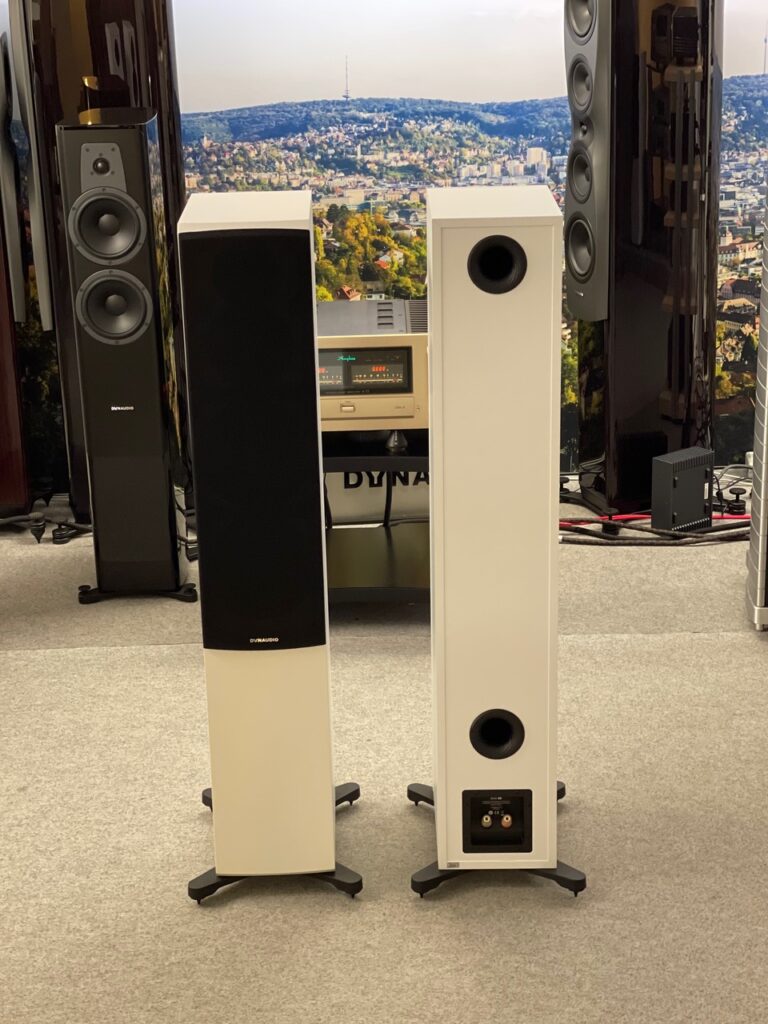 Dynaudio Emit 50 in Stuttgart