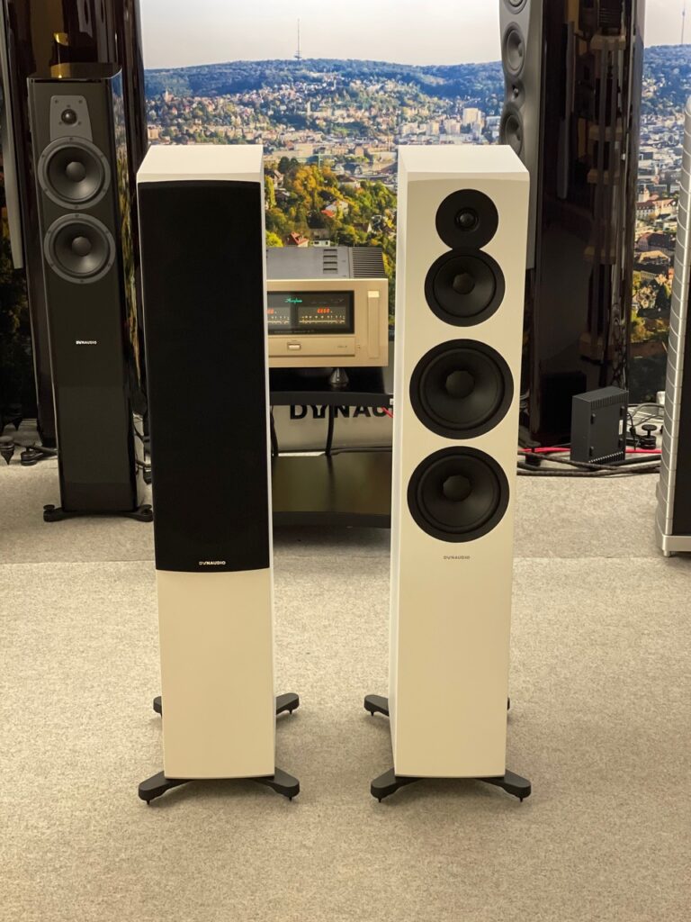 Dynaudio Emit 50 in Stuttgart