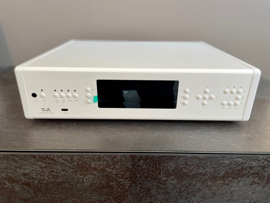 T+A Multi Resource Receiver R 1000 E in Stuttgart