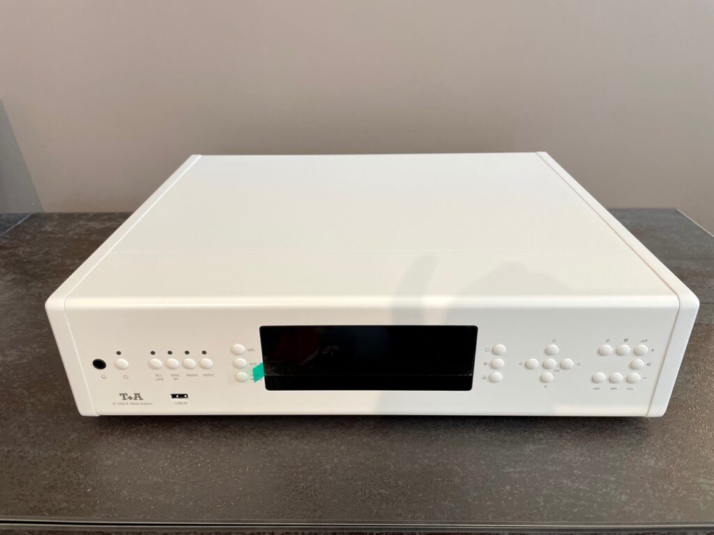 T+A Multi Resource Receiver R 1000 E in Stuttgart