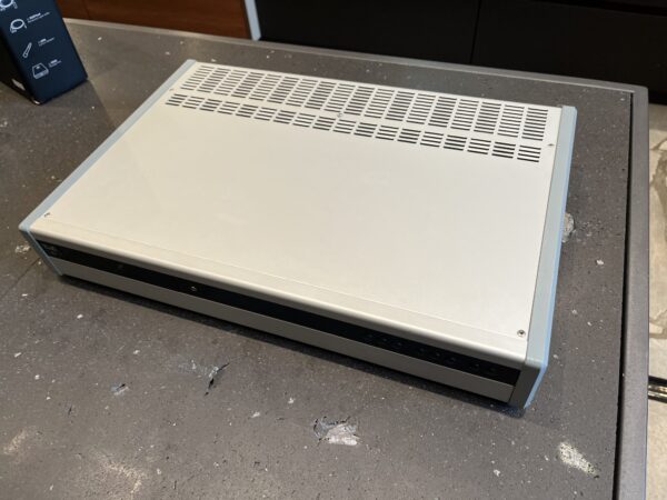 T+A - K1 - CD-Receiver - Silber - werkstattüberholt - im Kundenauftrag