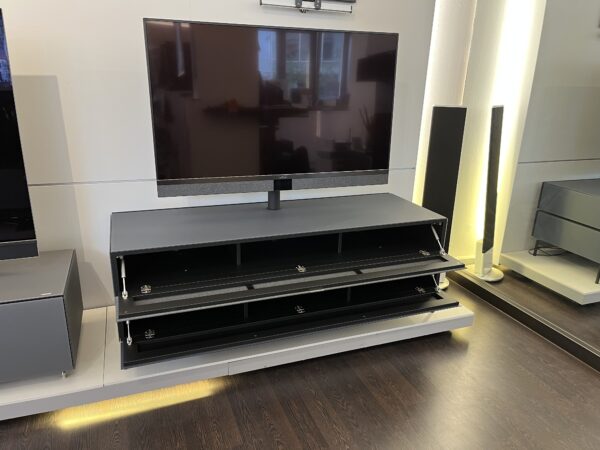 Spectral Smart Furniture - Brick Lowboard - aus der Ausstellung – Bild 3