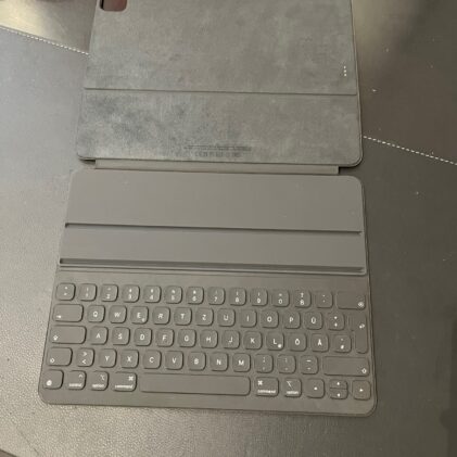 Apple - Smart Keyboard Folio - iPad Pro 12,9“ - unbenutzt - neuwertig - im Kundenauftrag