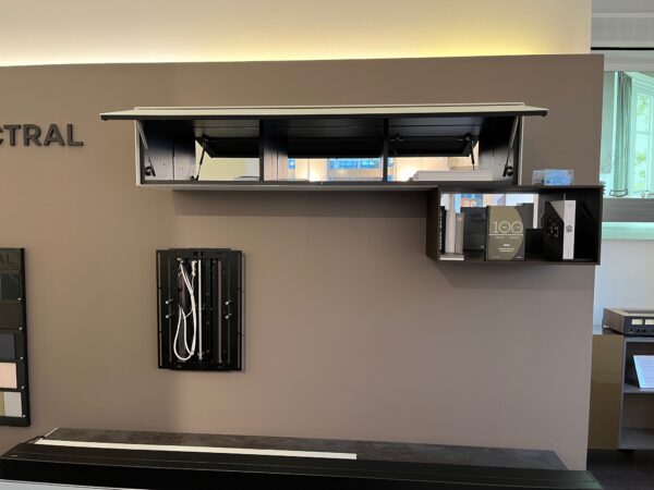 Spectral Smart Furniture - Ameno - aus der Ausstellung – Bild 5