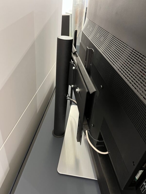 Spectral Smart Furniture - Brick - aus der Ausstellung – Bild 2