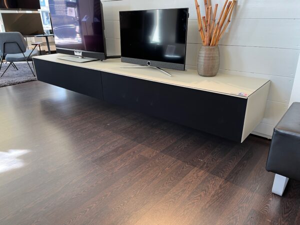 Spectral Smart Furniture - Scala - weiß satiniert  - inkl. VRA 3 Dolby Atmos Soundsystem - aus der Ausstellung