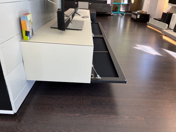 Spectral Smart Furniture - Scala - weiß satiniert  - inkl. VRA 3 Dolby Atmos Soundsystem - aus der Ausstellung – Bild 2