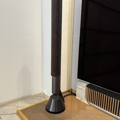 B&O - Beolab 28 (Paar) Black Anthracite / Smoked Oak - Vorführlautsprecher