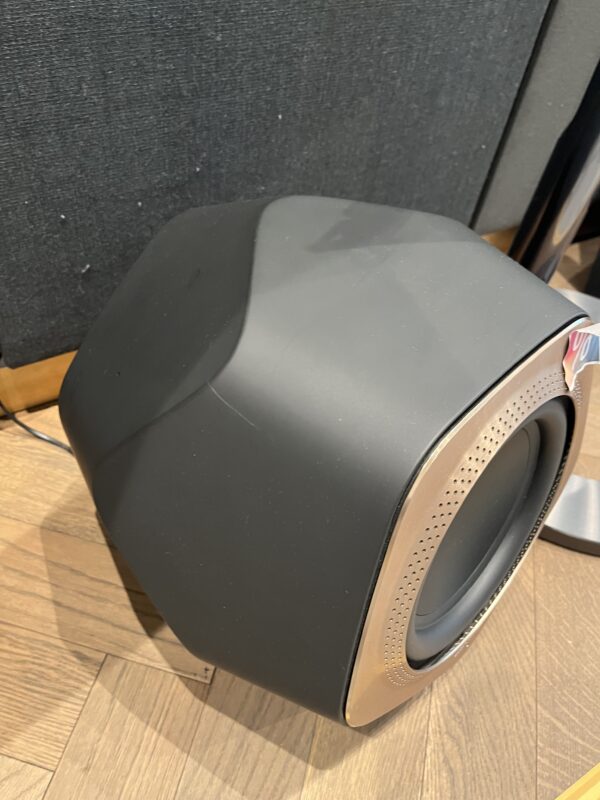 B&O - Beolab 19 - Brass Tone - Vorführlautsprecher (leichte Macken) – Bild 2