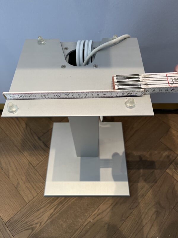 T+A - Anlagenständer (mittelgroße Deckplatte) - silber - gebraucht, im Kundenauftrag – Bild 2